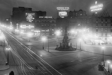 A night view of the Soldiers and Sailors Monument in Campus Martius. Circa 1910. Photo from the Library of Congress.